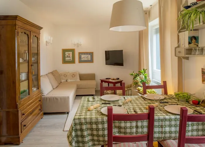Cozy Apartment Near The Colosseum Central Rome *
